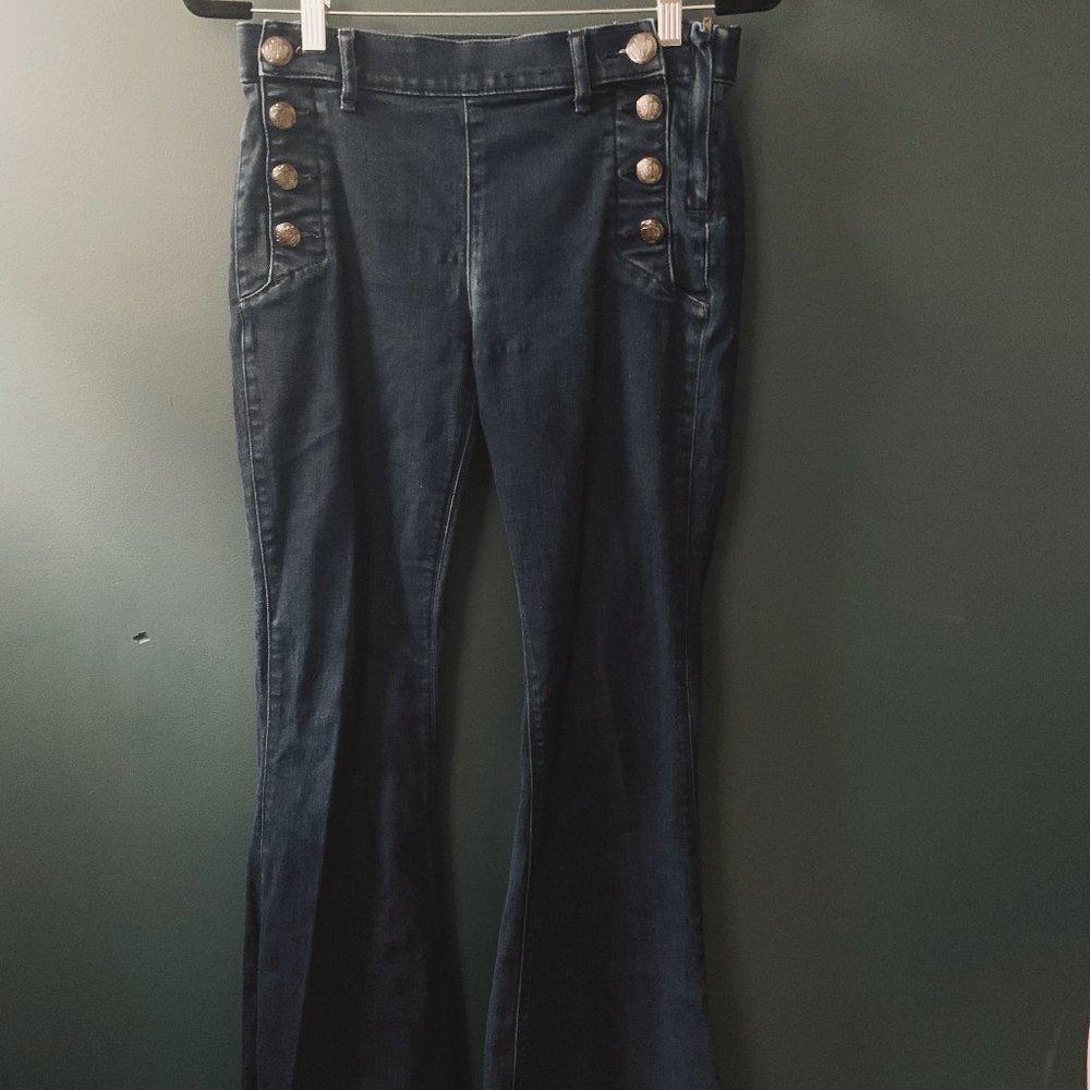 Express Flare Jeans